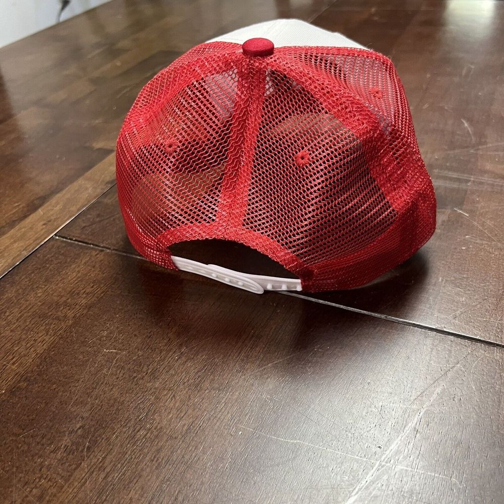 TRAVIS MATHEW Trucker Hat One Size Fits All Red White Black Golf Hat Breathable - Picture 4 of 5